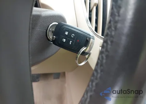 2010 Buick Lacrosse Cxl z USA, uszkodzony, nr VIN 1G4GK5EG7AF179627